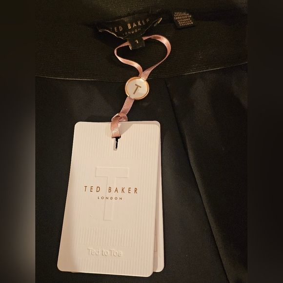 Ted Baker Black pannelled leggings - Picture 2 of 6